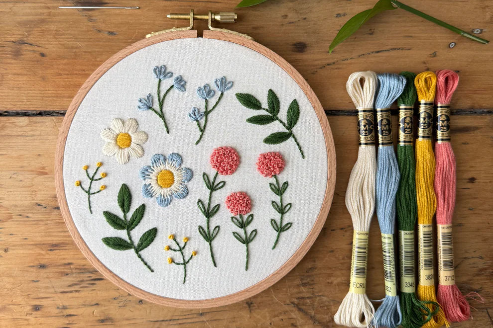Intro à la broderie : Floraison - 24 mai