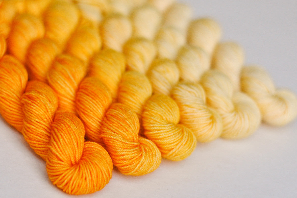 Crescendo hand-dyed gradient yarn set - Buttercup
