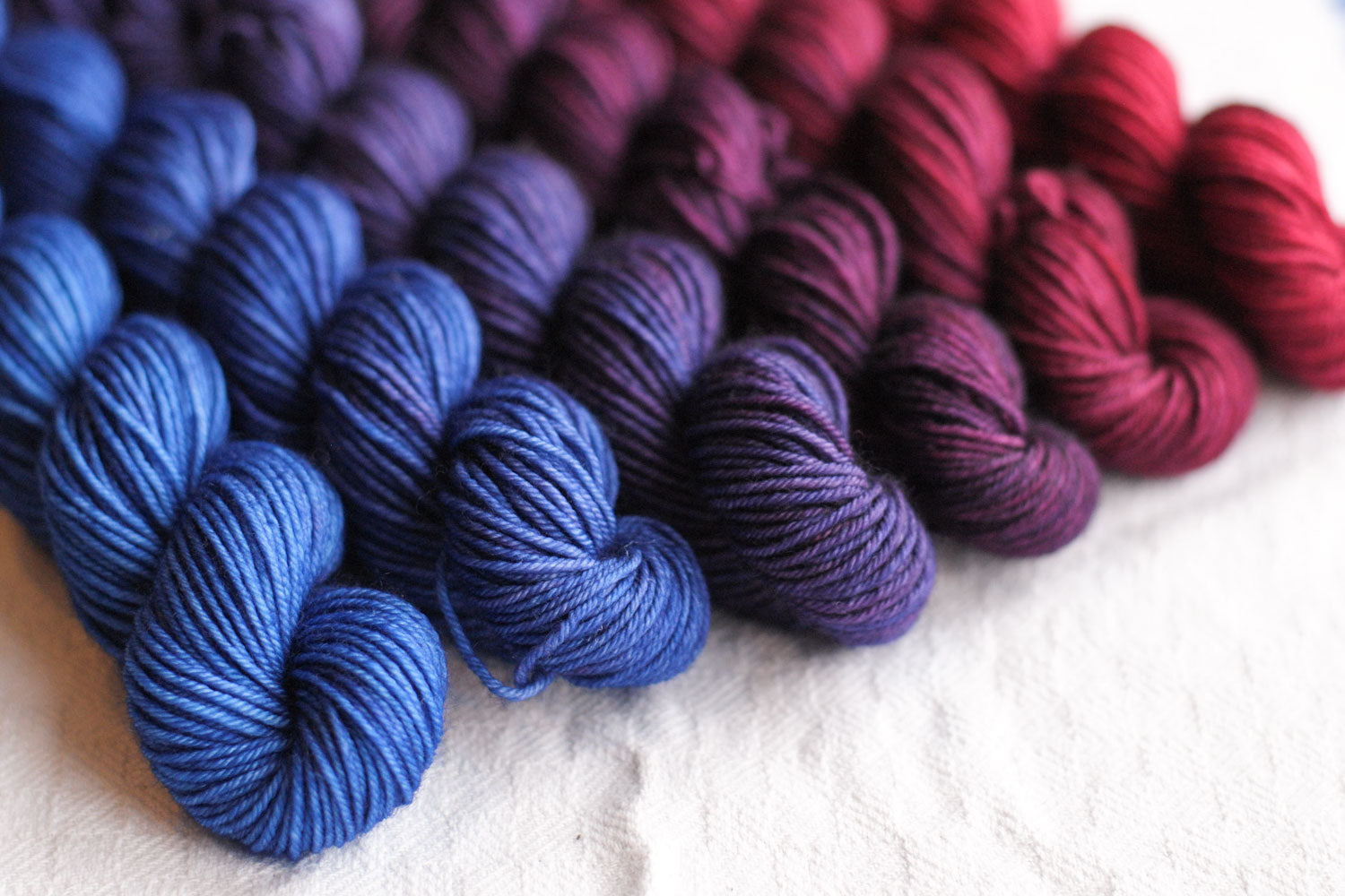 Mini Skeins of Yarn PAINTBOX gradient yarn set HORIZON – Biscotte