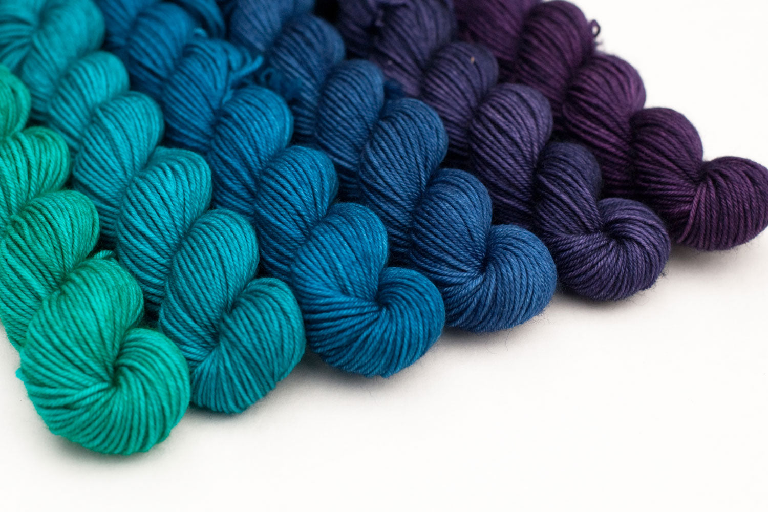 Gradient #5; Oscar Sparkle Merino Fingering Gradient Yarn – Canon Hand Dyes