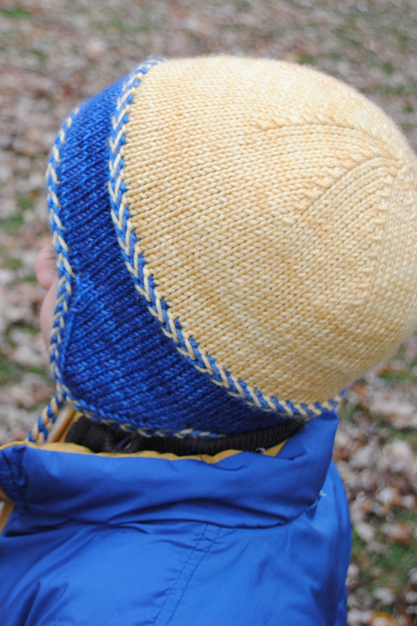 Little Leif hat crown shaping detail